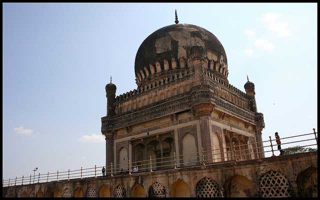 Qutub Shahi Tombs, Places to visit in Hyderabad