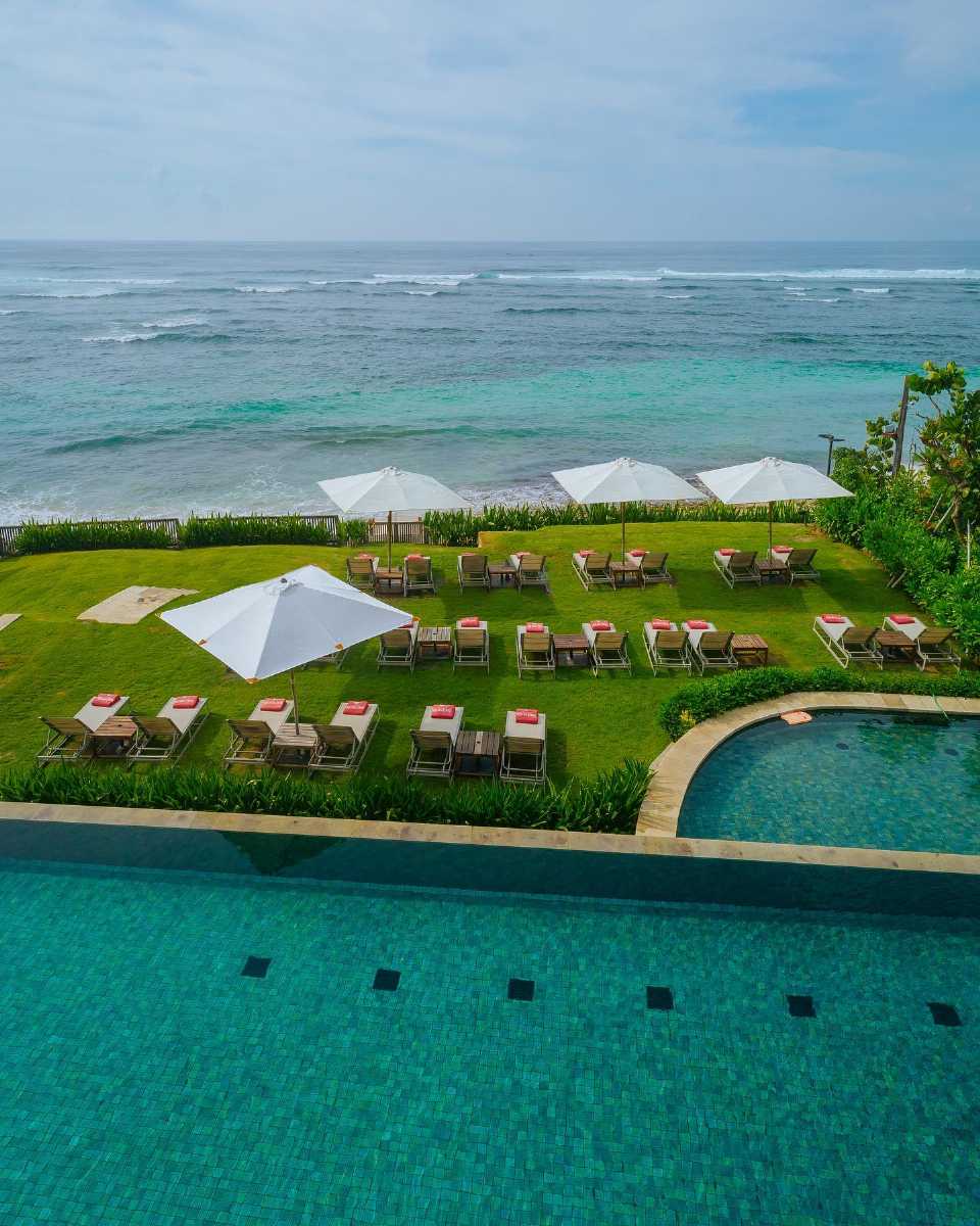 Beach Clubs In Bali To Enjoy Beachside Beer Holidify