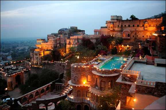 Neemrana fort palace