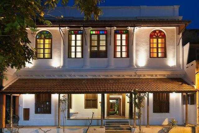Maison  Perumal, Pondicherry: Finest example of French architecure in India