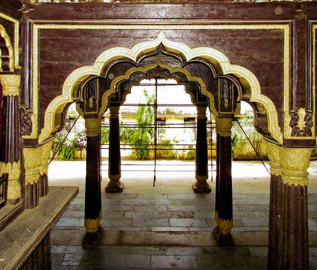 Tipu Palace, One day sightseeing in Bangalore