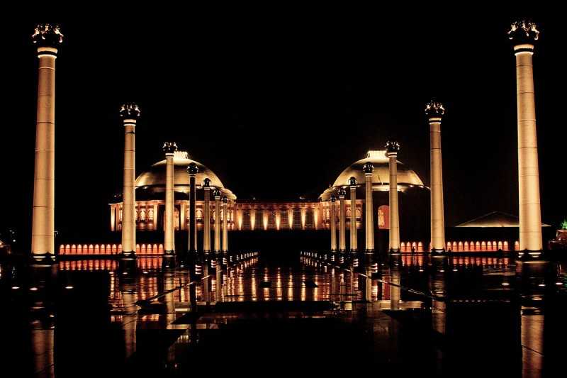 11 Monuments in India That You Can Visit At Night - Holidify