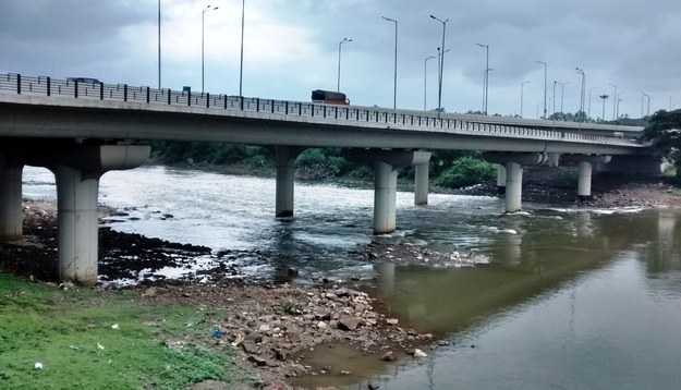 Holkar Bridge. Haunted Spots Pune