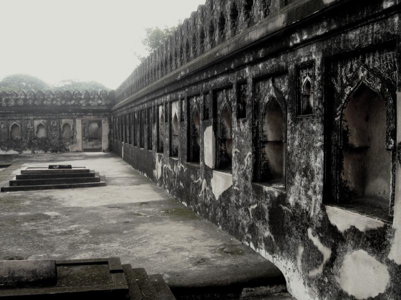 Paranormal activity at the tomb of Jamali Kamali, Haunted Places in Delhi