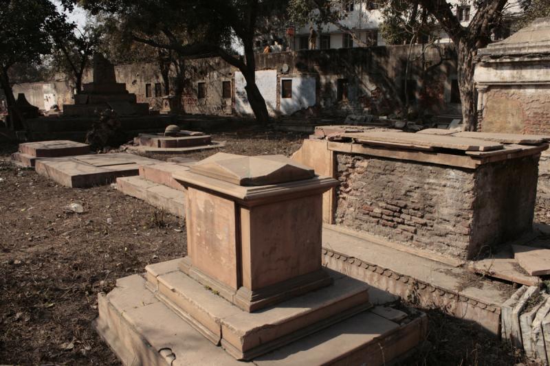 Lothian Cemetery, Haunted places in delhi