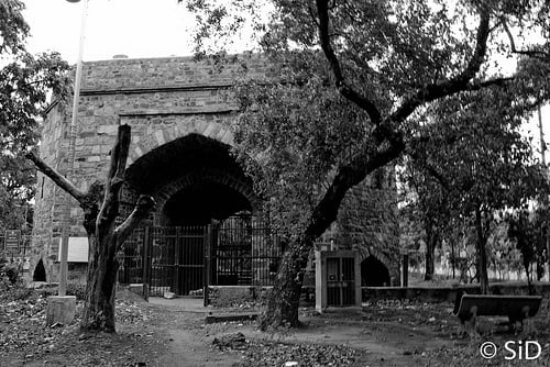 Khooni Darwaza, Haunted places in delhi