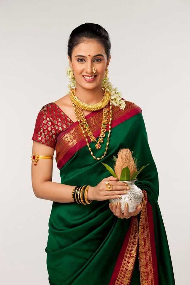 Maharashtra Traditional Dresses - Holidify