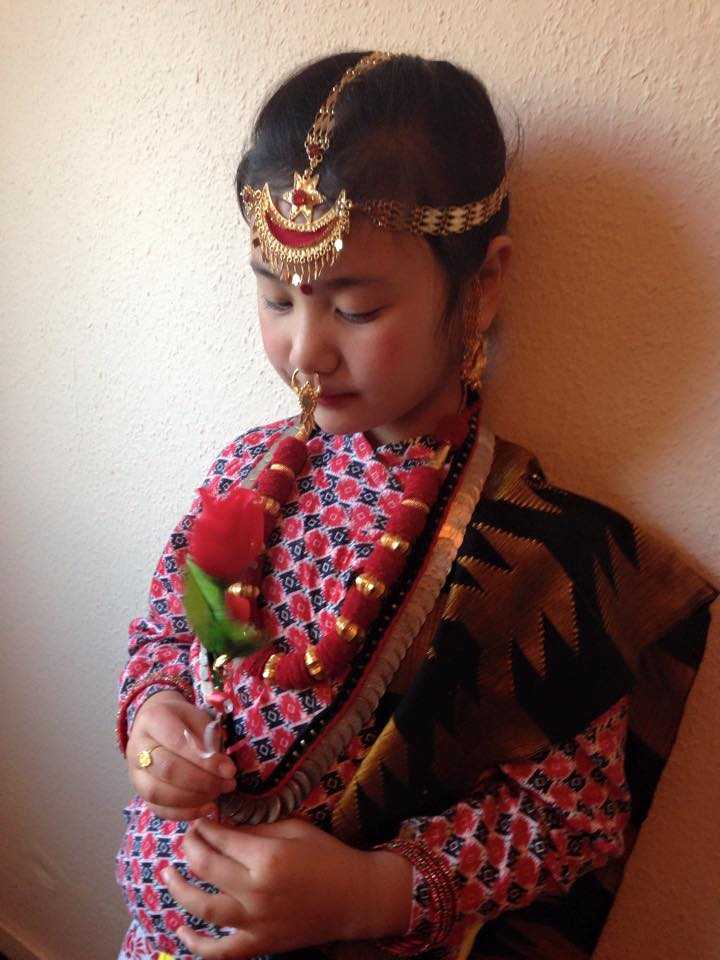 Beautiful Nepali Girl in Traditional Nepali Dress and Jewelry - Photos Nepal
