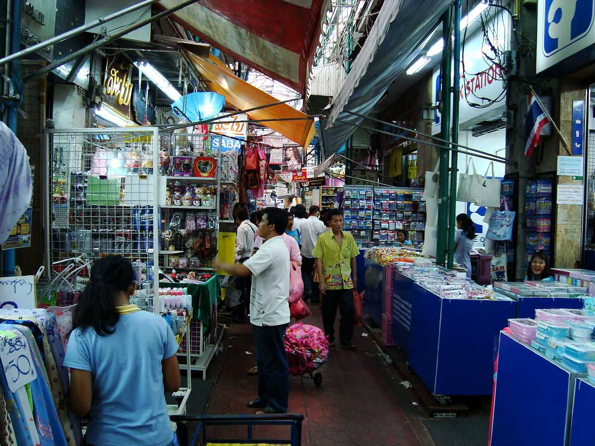 14 Best Bangkok Shopping Places in 2023 - Holidify