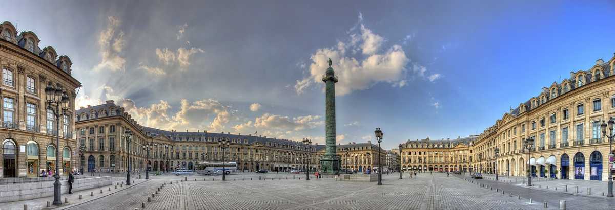 Chanel Shop In Place Vendome In Paris Stock Photo - Download Image