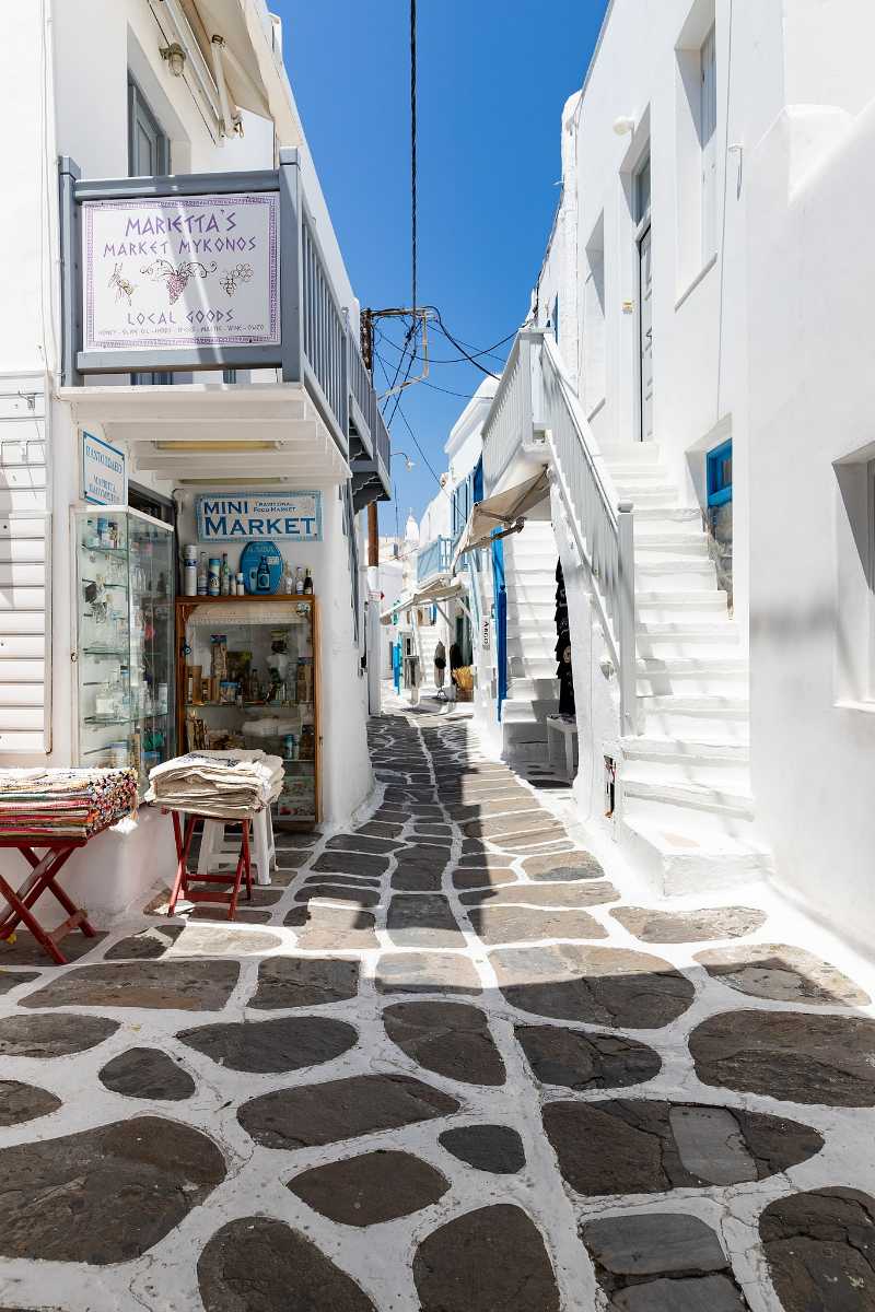 Burberry Opens Store in Mykonos, Greece