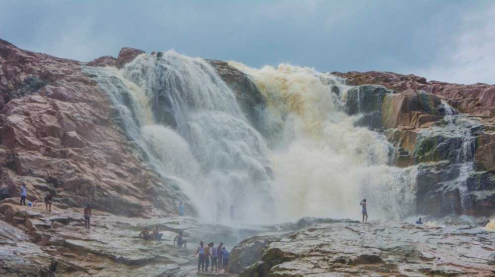 Kuntala Water Falls | A Gorgeous Hyderabadi Weekend Getaway