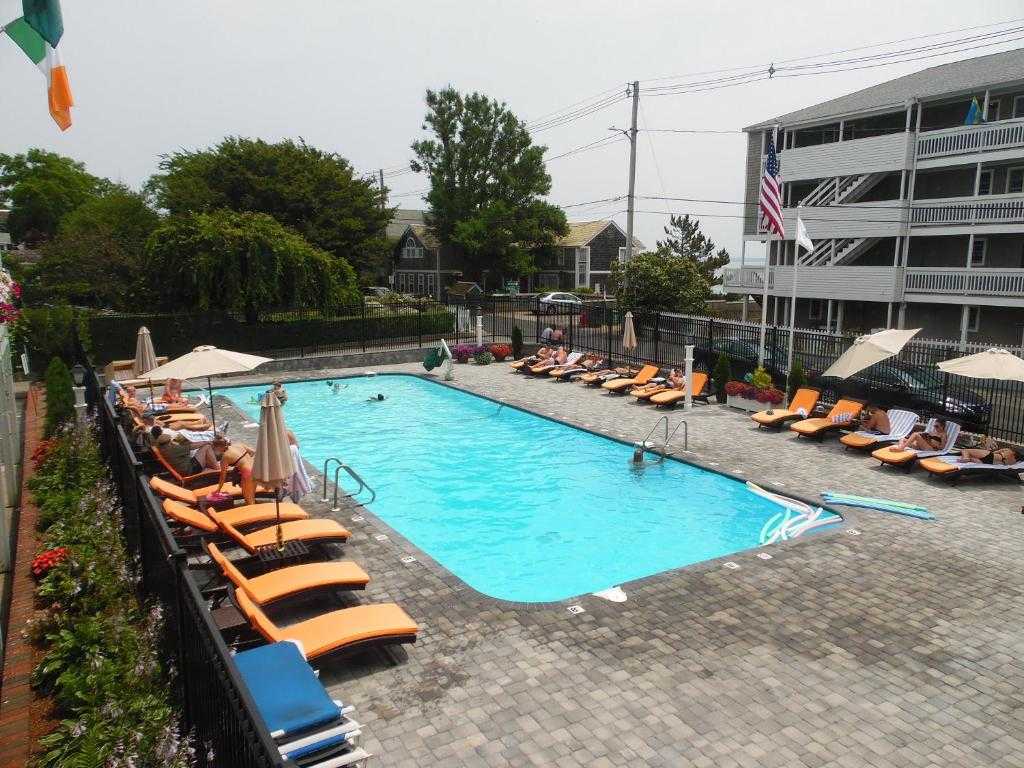 Surfside Hotel And Suites Provincetown Ma Photos Reviews And Deals