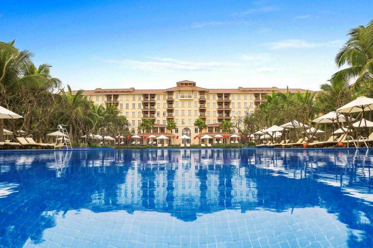 12 Beach Resorts in Da Nang for an Amazing Seaside Stay