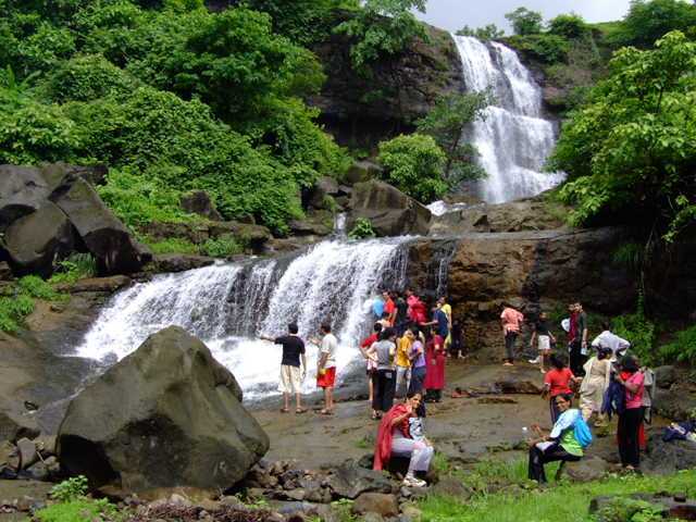 19-stunning-waterfalls-near-pune-for-a-quick-getaway