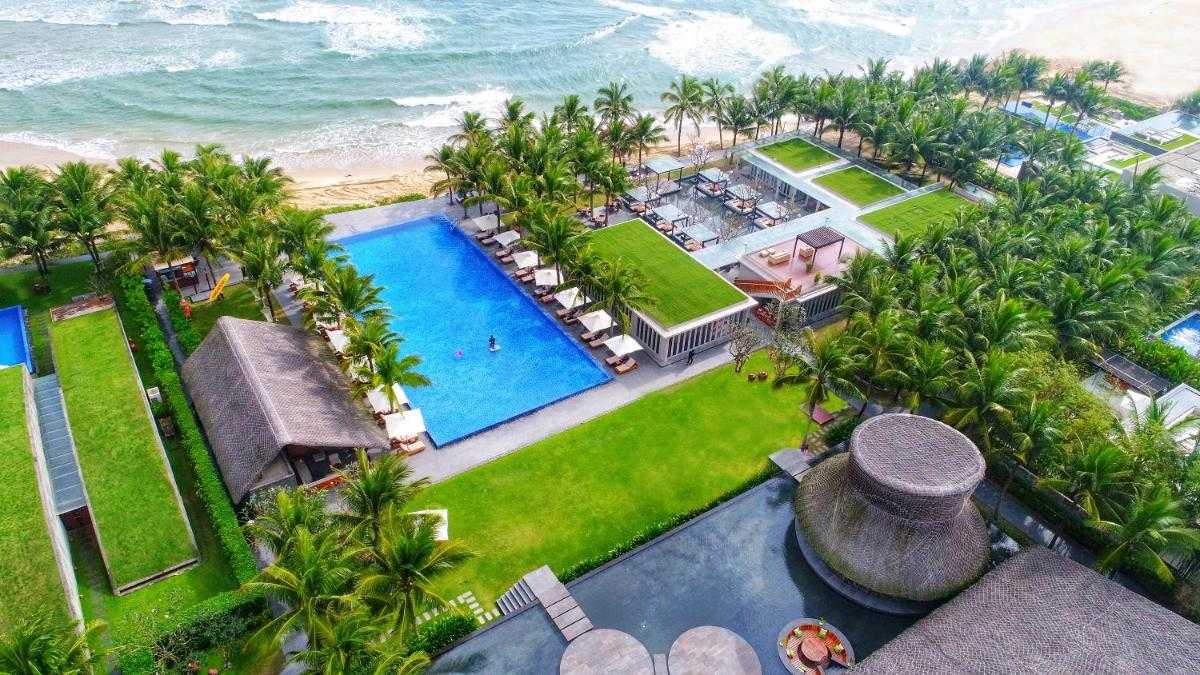 12 Beach Resorts in Da Nang for an Amazing Seaside Stay