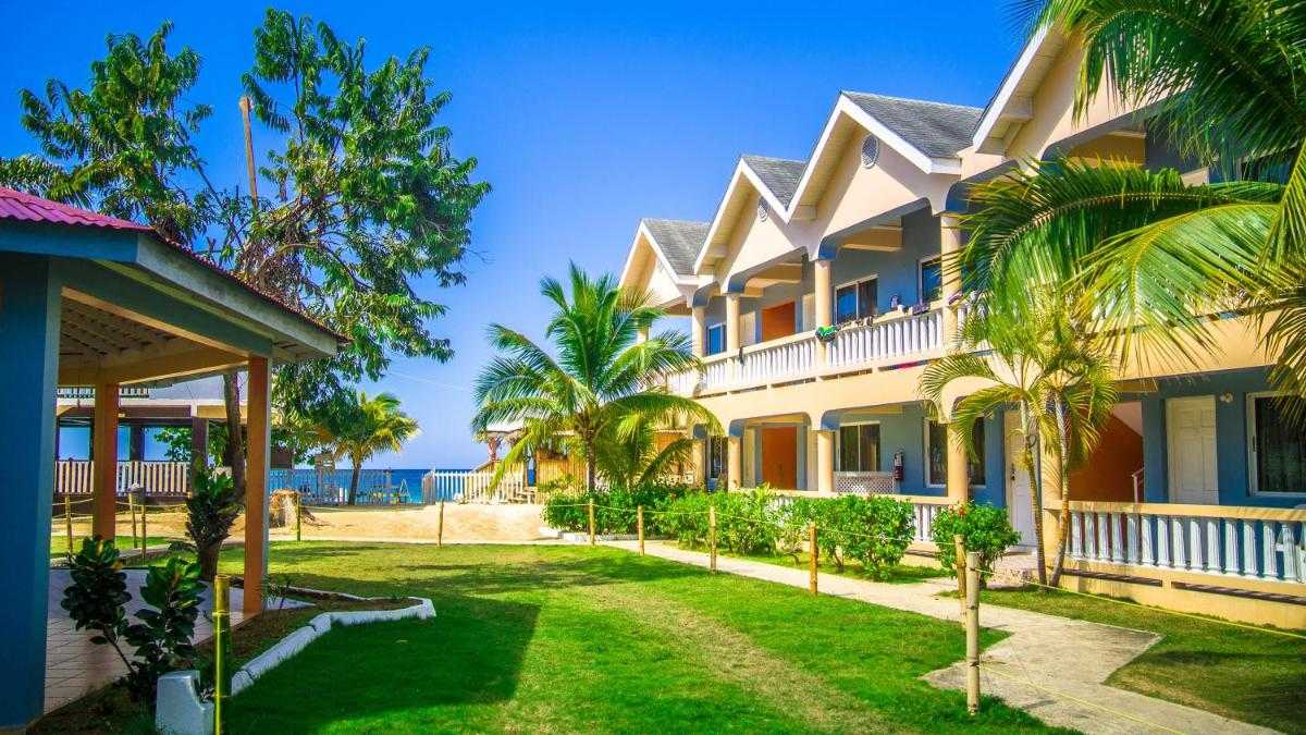 15 beach hotels in jamaica-2024