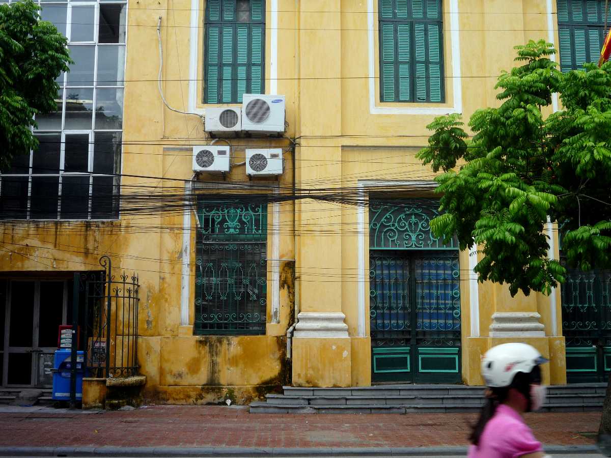 Weekend in French Quarter, Hanoi 