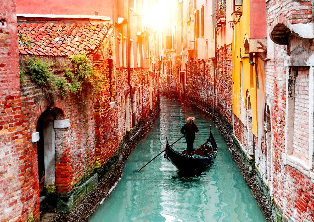 Cayred Clothing Reviews, European tour packages will see you connecting to  the real soul of the destinations you go, from the canals of Venice to the  countryside of France, and maybe even