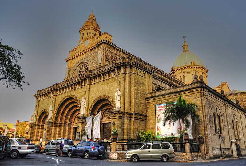 manila cathedral tourist spot