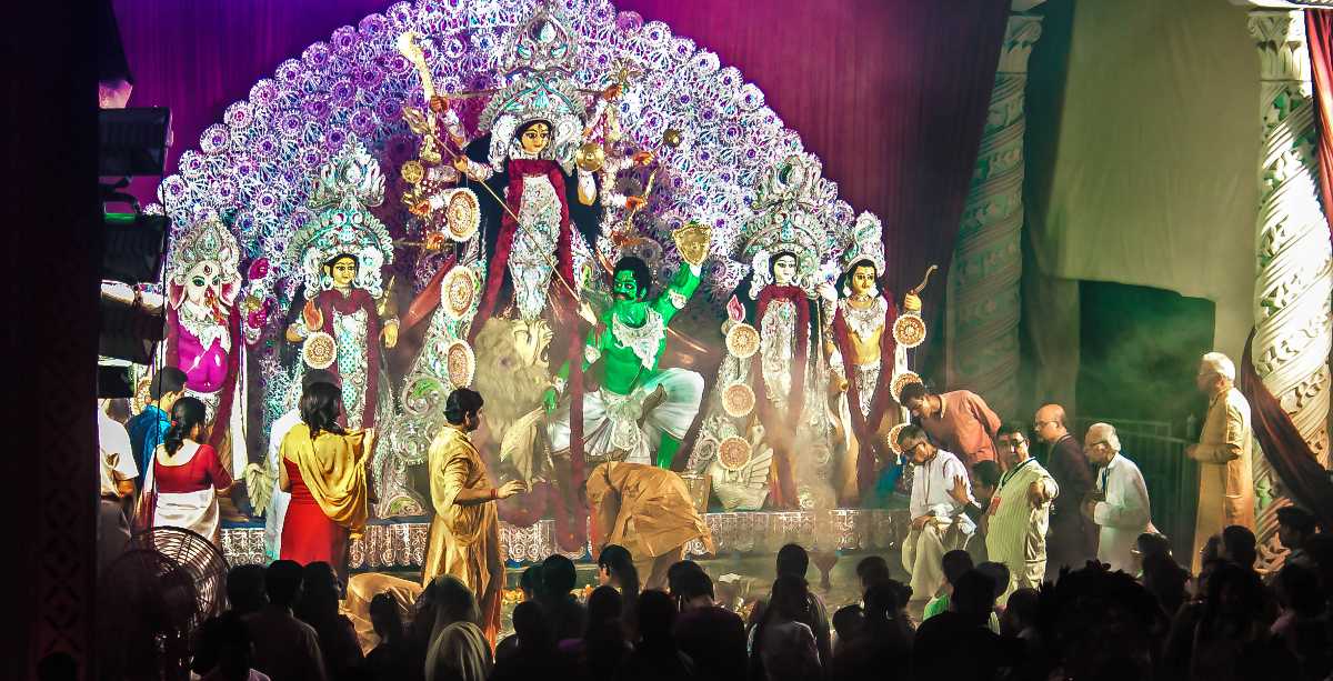 The Best Places to Celebrate Durga Puja in Delhi 2024 - Suzanne Wanders  Delhi