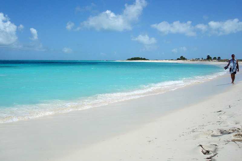 12 Most Pristine White Sand Beaches in the World!