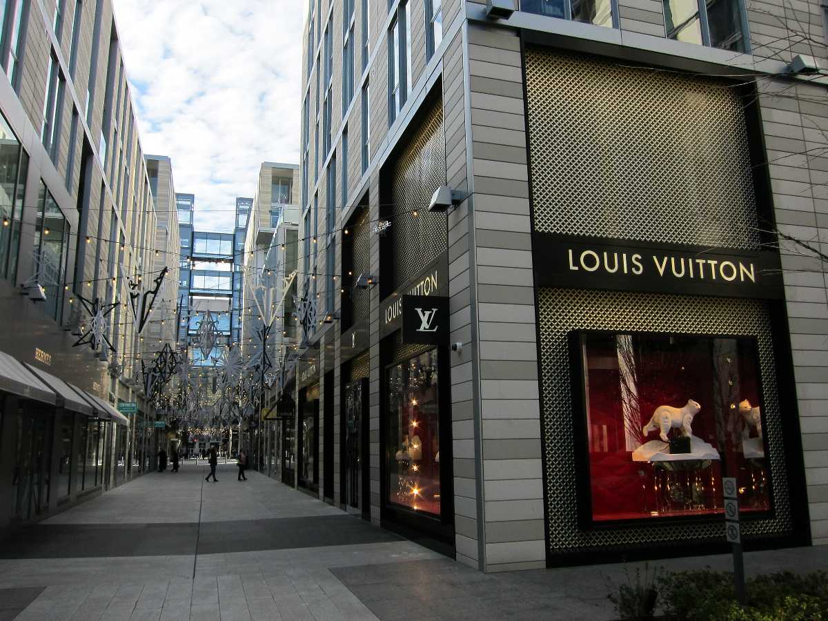Louis Vuitton Chevy Chase Saks store, United States