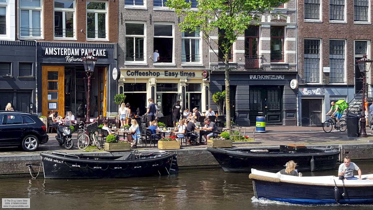 15 Best Coffee Shops in Amsterdam Holidify