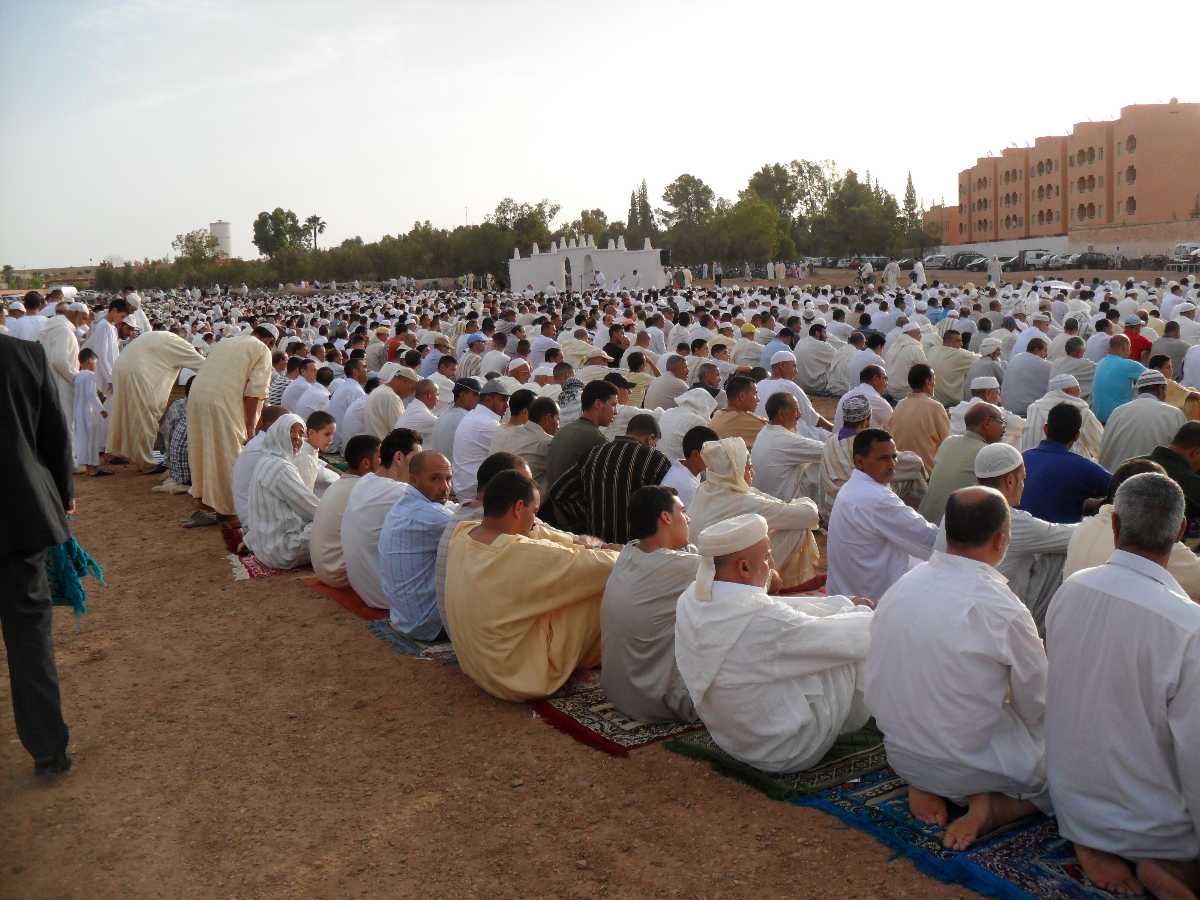 Eid AlFitr in Oman 2024 Dates, Customs, Observances