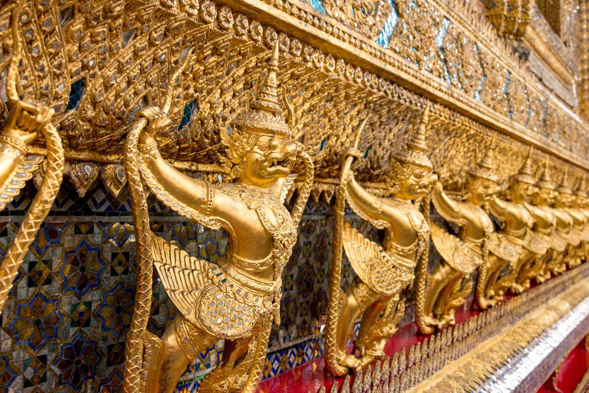 Jataka, Garuda on Wat Phra Kaew