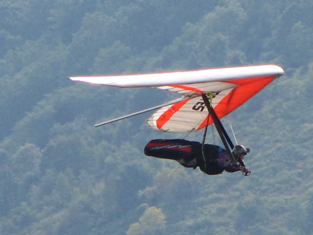 Hang-gliding in Indore, Madhya Pradesh