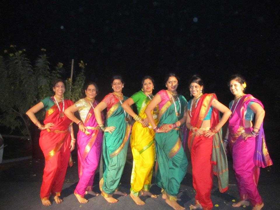 Aggregate more than 160 traditional sarees of maharashtra - vietkidsiq ...