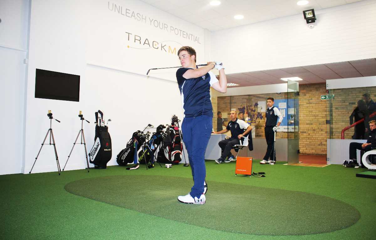 Indoor Golf Practice - TARGET Golf & Fitness Institute