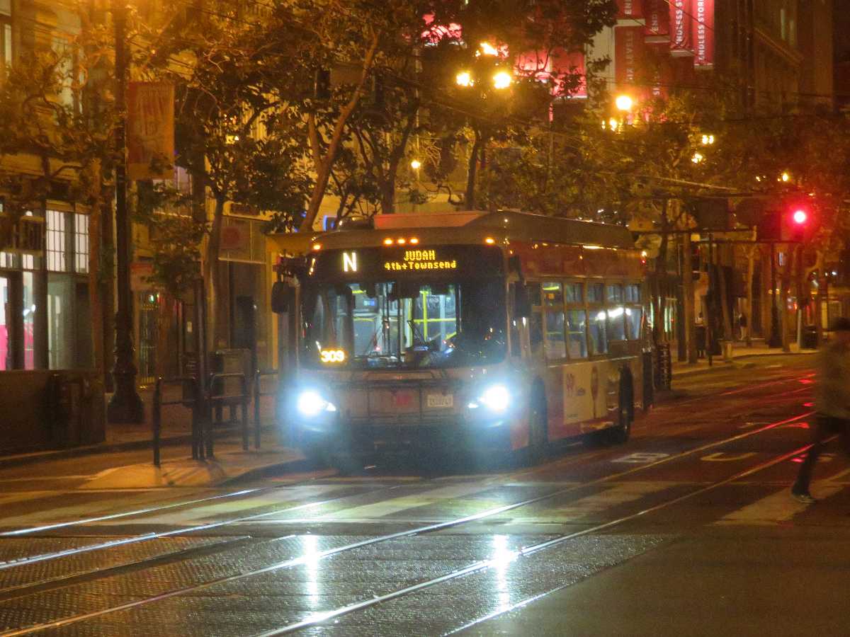 Buses in Seattle: 15 Modes of Public Transportation in Seattle