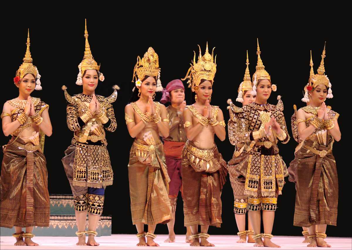 Traditional Dances Of Cambodia Classical And Folk Danceforms