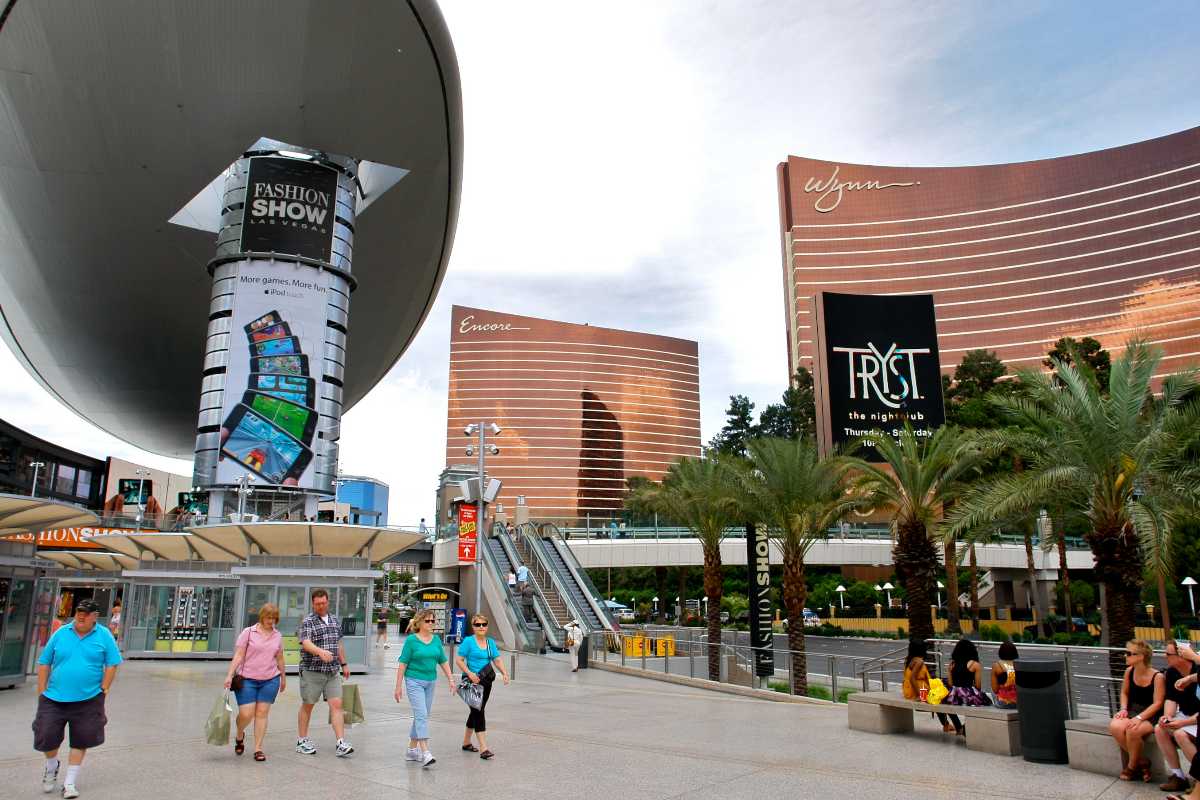 Shopping In Las Vegas: 10 Best Places To Shop Till You Drop