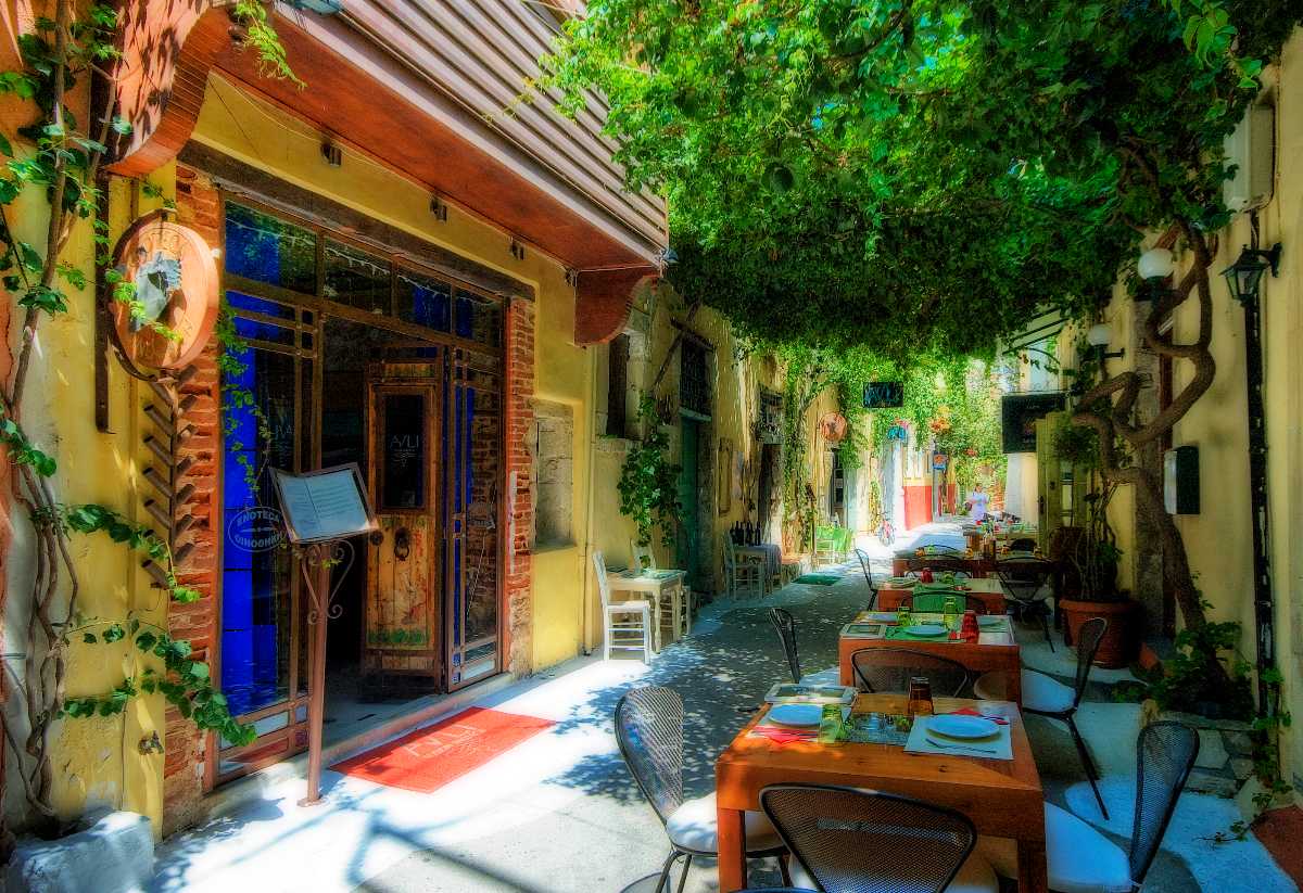 Food in Athens: 15 Most Popular Dishes and Places to Eat - Holidify