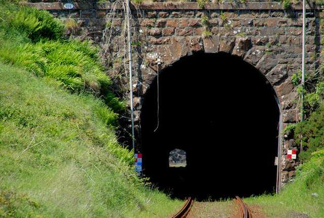 Natuwadi Tunnel