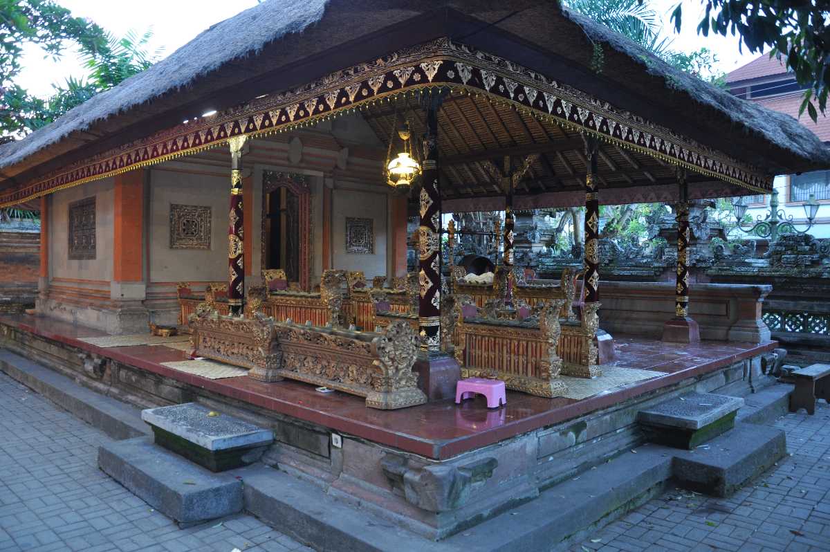 Ubud Palace, Bali | Puri Saren Agung, Entry Fee, Timings | Holidify