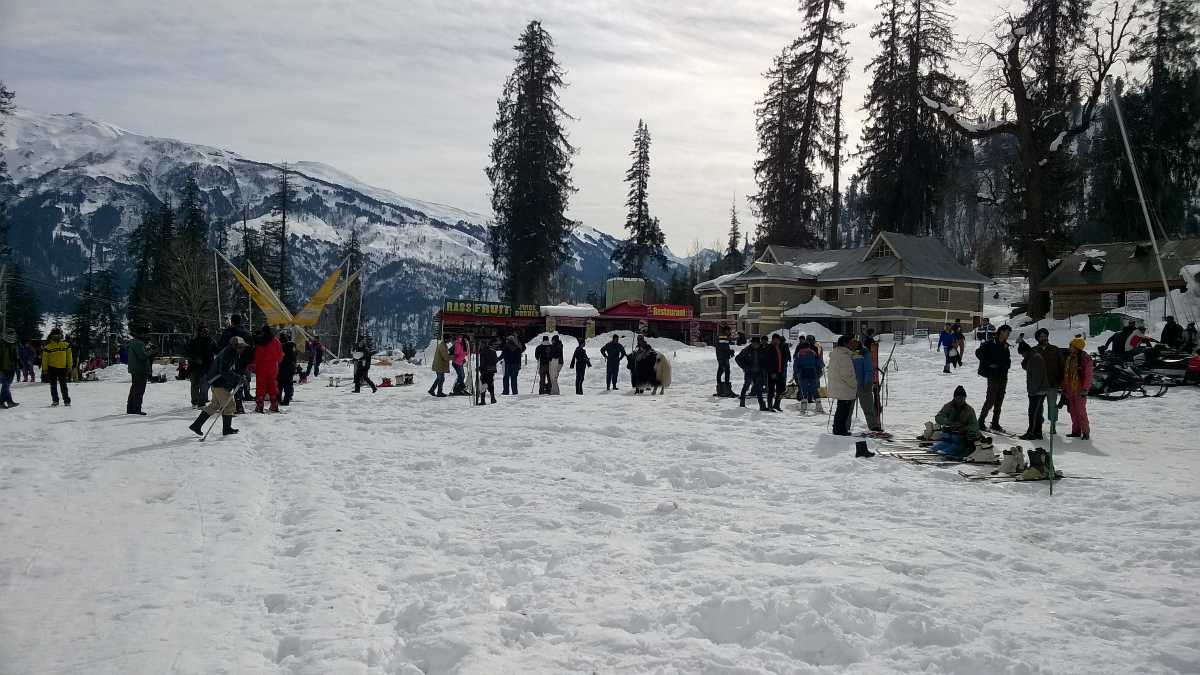 Snowfall In Manali - 6 Way To Experience The Snow