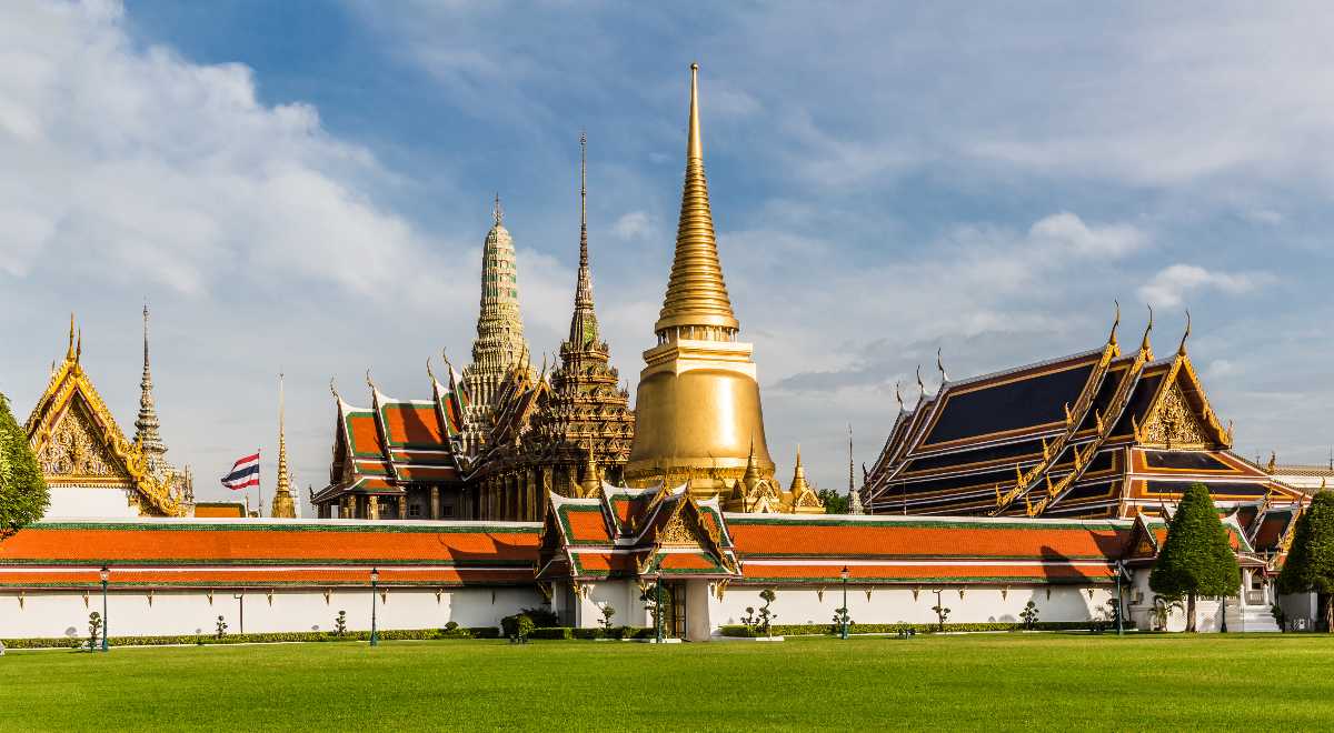 Makha Bucha Day 2024 - What, When and Where - Holidify