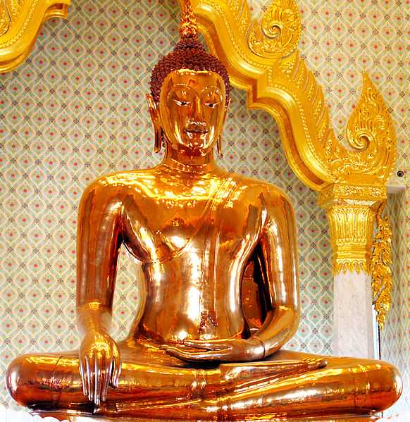Largest solid gold Buddha statue at Bangkok