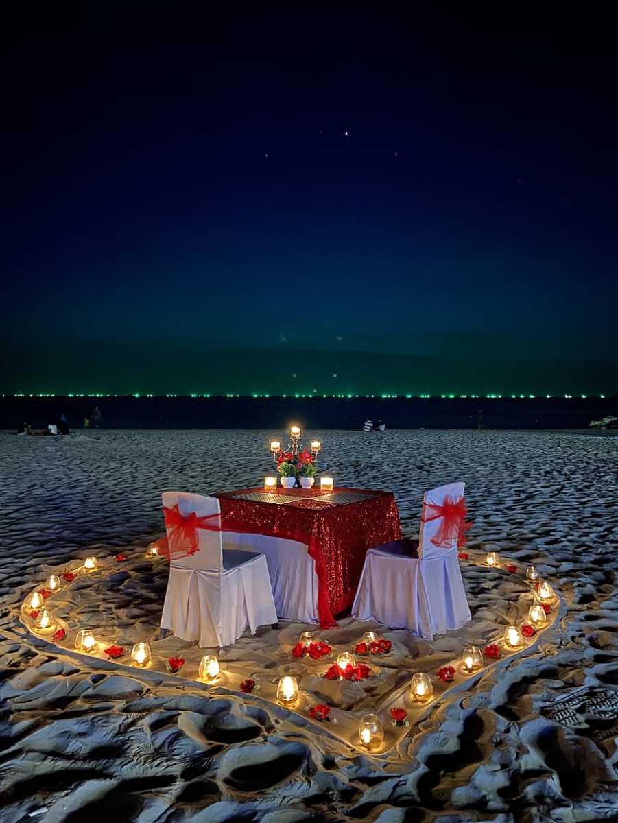 Romantic Dinner Under The Stars. 