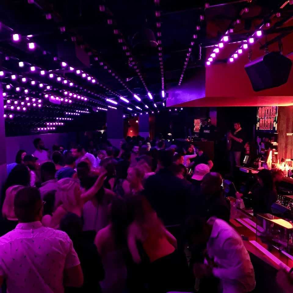 10 Best Bars, Live Music, and Nightclubs in Boston - Where to