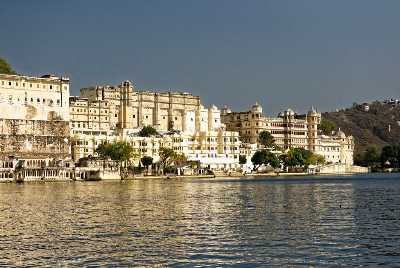 Lake Pichola, Udaipur | Hotels, Boating, Best Time To Visit