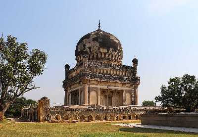 Qutub Shahi Tombs